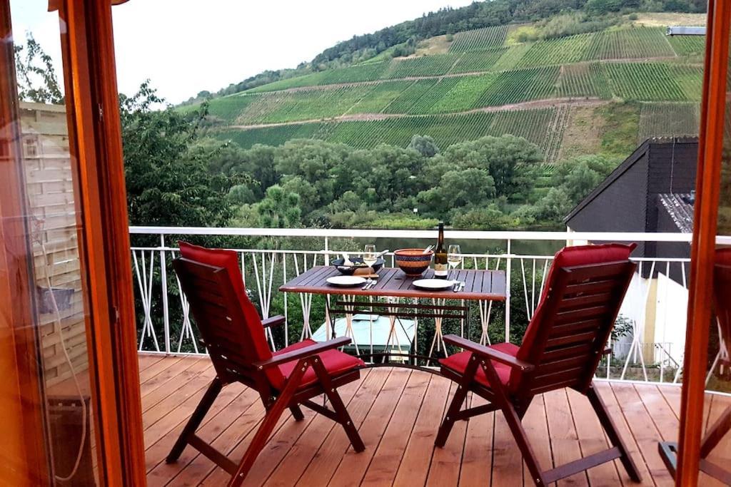 Appartamento Casa Barzen - Stilvoll Urlauben An Der Mosel Reil Esterno foto